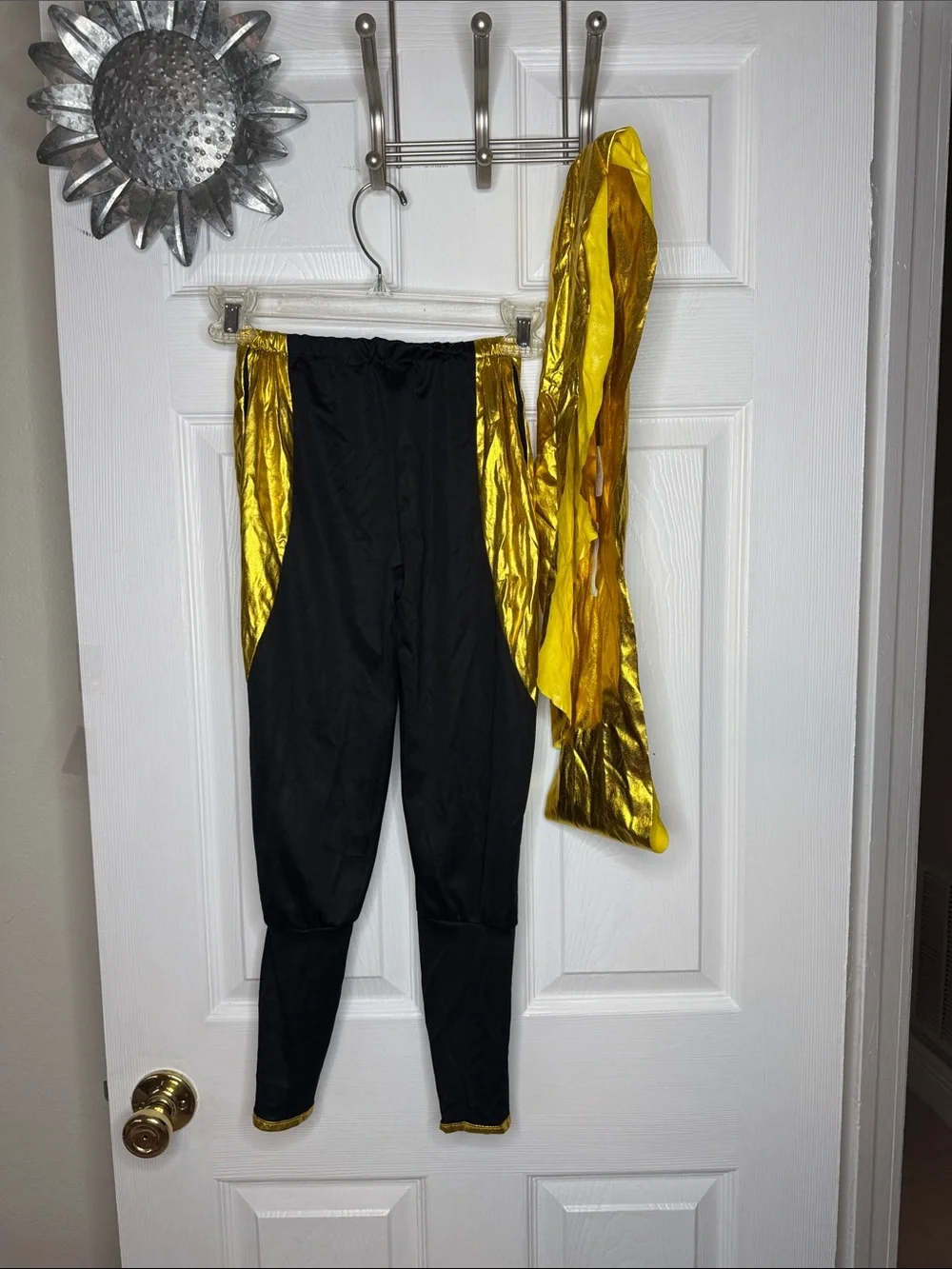 Spooktacular Creations Boy Golden Ninja Combat Costume. Sz Small.